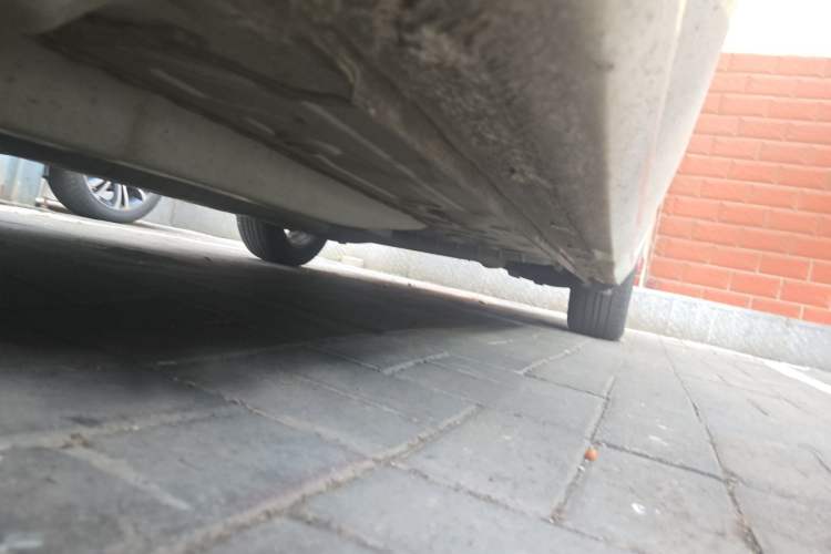 Used Buick GL6 2018 18T 6-Seater Elite Model Chassis Front Left