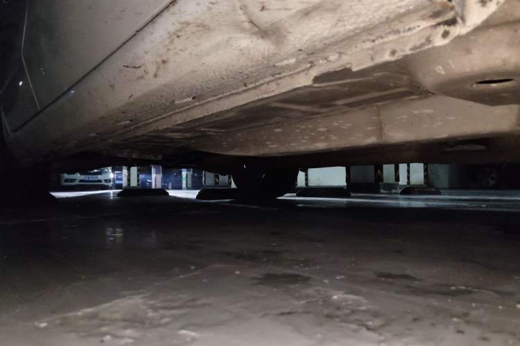 Used Buick GL6 2018 18T 6-Seater Elite Model Chassis Front Right
