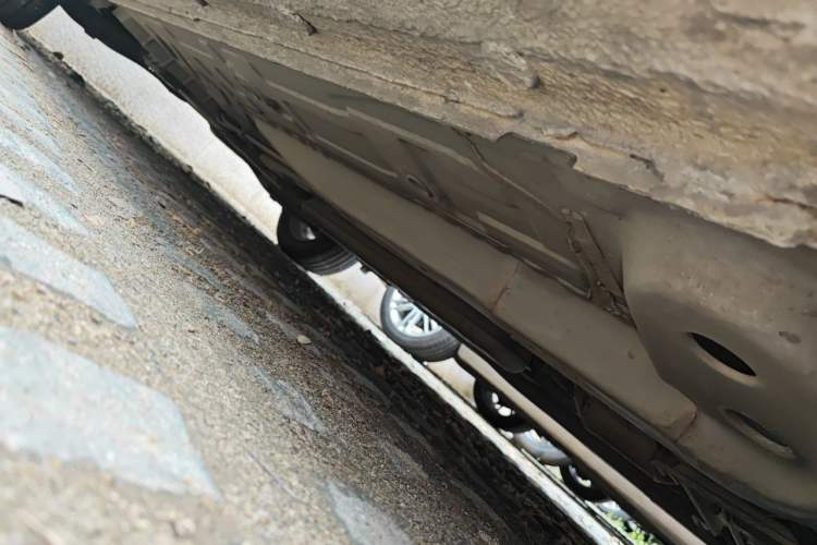 Used Buick GL6 2018 18T 6-Seater Luxury Model Chassis Front Right