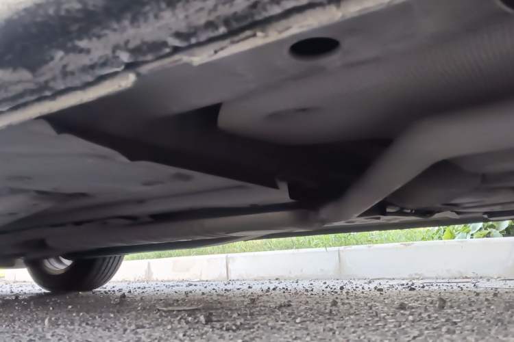 Used Buick GL6 2018 18T 6-Seater Luxury Model Chassis Rear Left