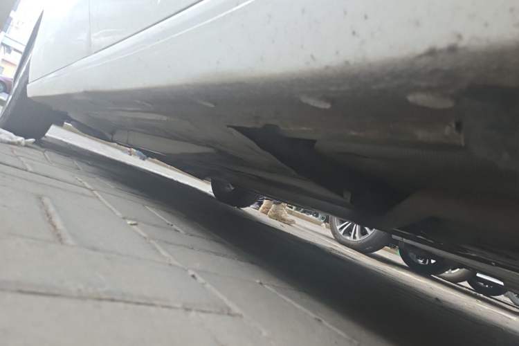 Used Buick GL6 2018 18T 6-Seater Elite Model Chassis Rear Left