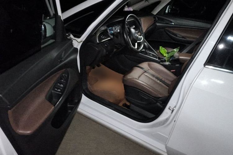 Used Buick GL6 2018 18T 6-Seater Luxury Model Driver Seat