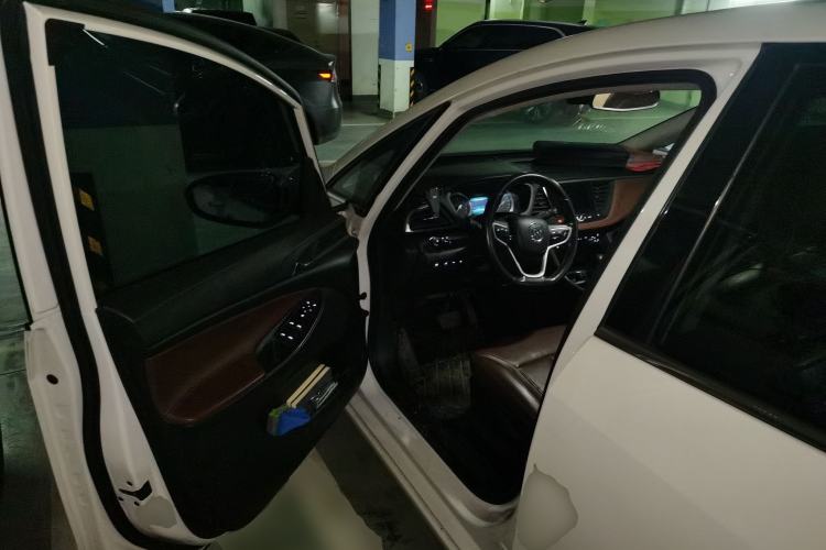 Used Buick GL6 2018 18T 6-Seater Elite Model Driver Seat