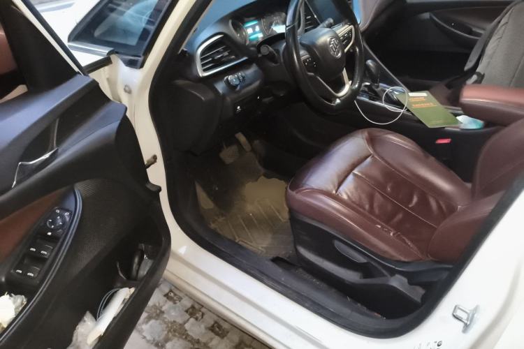 Used Buick GL6 2018 18T 6-Seater Luxury Model Driver Seat