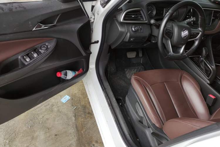 Used Buick GL6 2018 18T 6-Seater Luxury Model Driver Seat