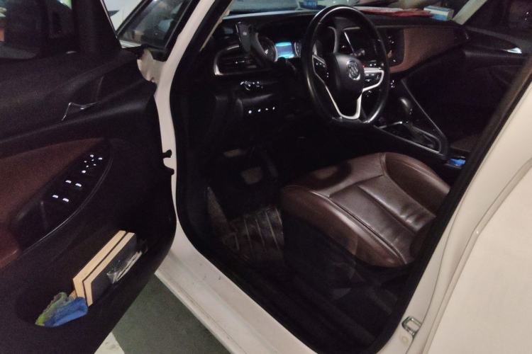 Used Buick GL6 2018 18T 6-Seater Elite Model Driver Seat