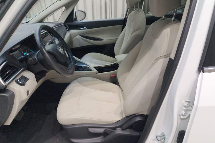 Used Buick GL6 2018 18T 6-Seater Elite Model Driver Seat