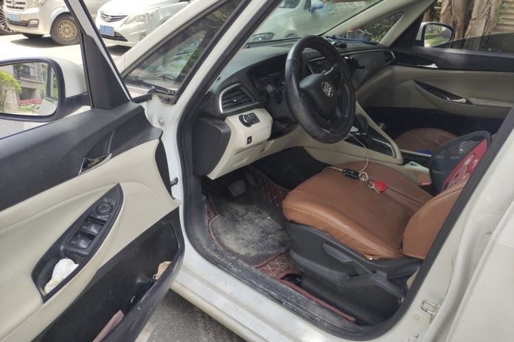 Used Buick GL6 2018 18T 5-Seater Elite Version Driver Seat