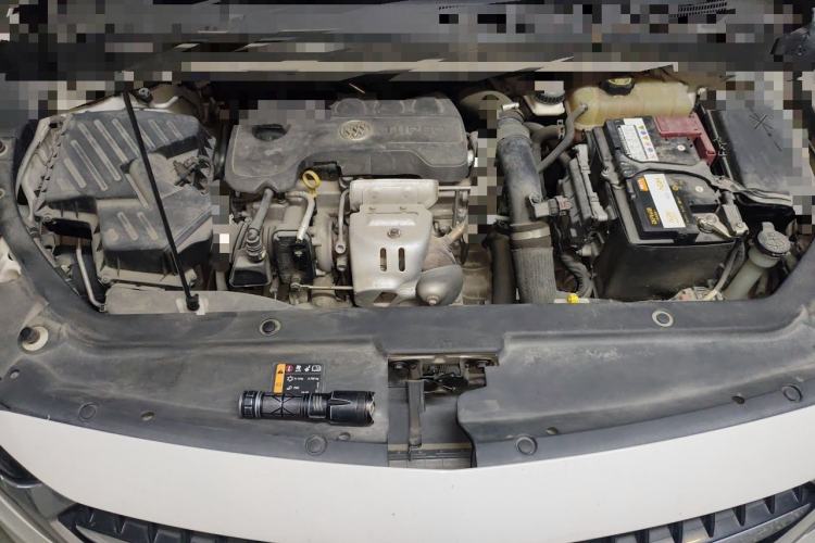 Used Buick GL6 2018 18T 6-Seater Luxury Model Engine Bay