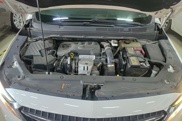 Used Buick GL6 2018 18T 6-Seater Elite Model Engine Bay