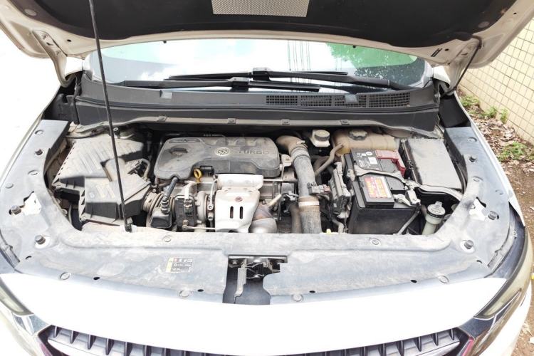 Used Buick GL6 2018 18T 6-Seater Prestige Model Engine Bay