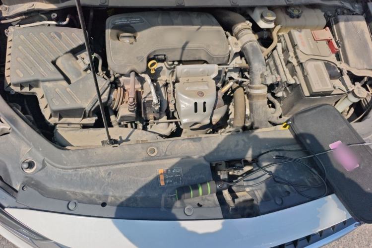 Used Buick GL6 2018 18T 6-Seater Prestige Model Engine Bay