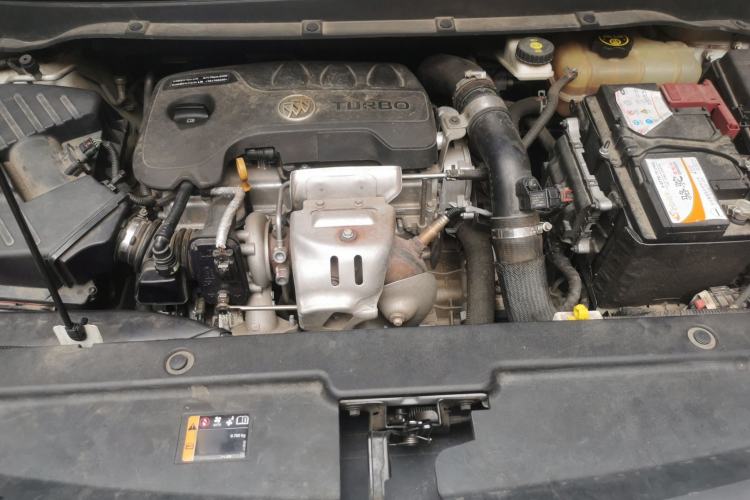 Used Buick GL6 2018 18T 6-Seater Luxury Model Engine Bay