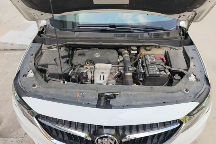 Used Buick GL6 2018 18T 6-Seater Prestige Model Engine Bay