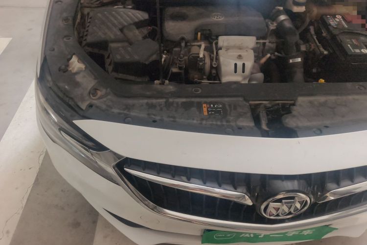 Used Buick GL6 2018 18T 6-Seater Luxury Model Engine Bay Right