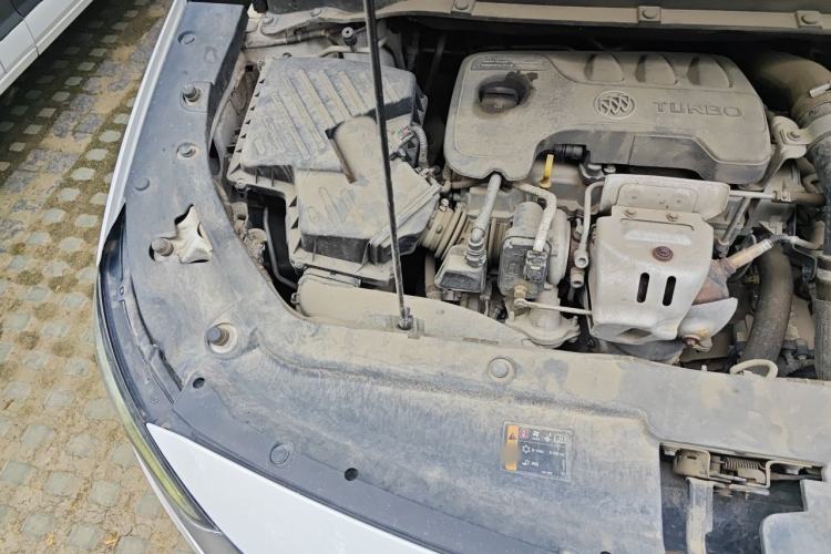 Used Buick GL6 2018 18T 6-Seater Luxury Model Engine Bay Right