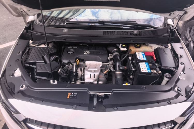 Used Buick GL6 2018 18T 6-Seater Elite Model Engine Bay