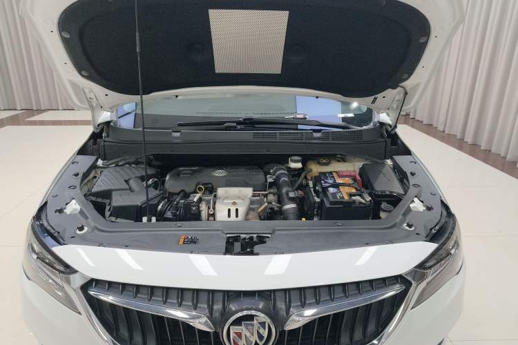 Used Buick GL6 2018 18T 6-Seater Elite Model Engine Bay