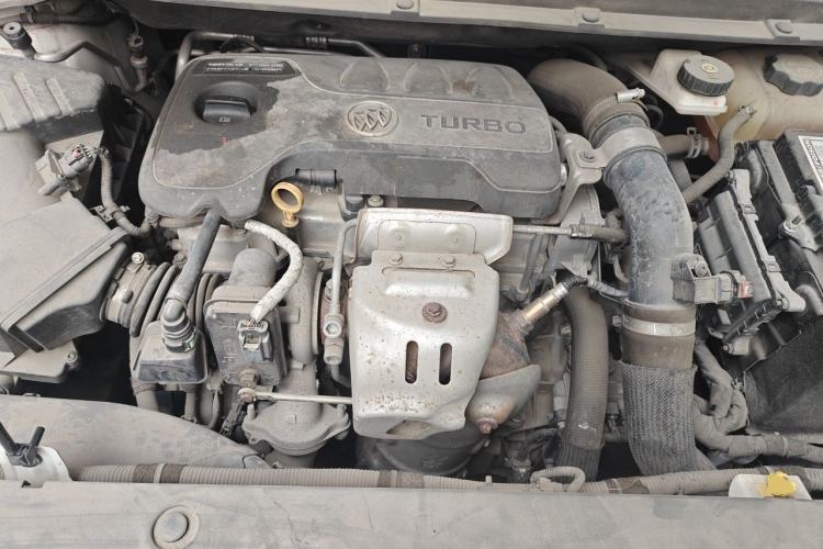 Used Buick GL6 2018 18T 6-Seater Luxury Model Engine Bay