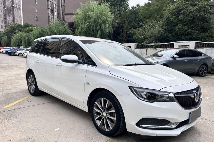 Used Buick GL6 2018 18T 6-Seater Prestige Model Exterior 2