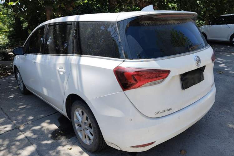 Used Buick GL6 2018 18T 6-Seater Luxury Model Exterior 2