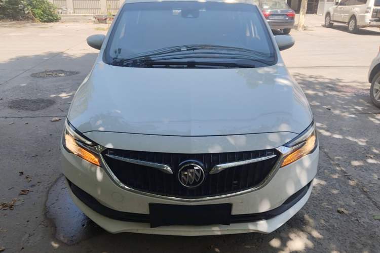 Used Buick GL6 2018 18T 6-Seater Luxury Model Front
