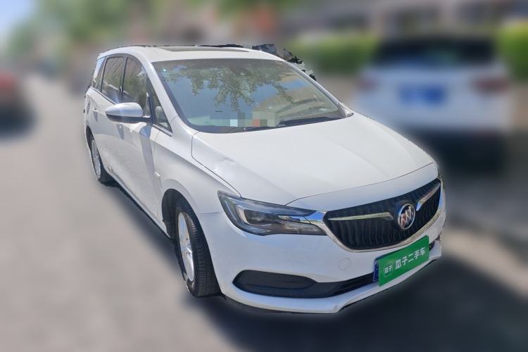 Used Buick GL6 2018 18T 6-Seater Luxury Model Front Right 45 Deg