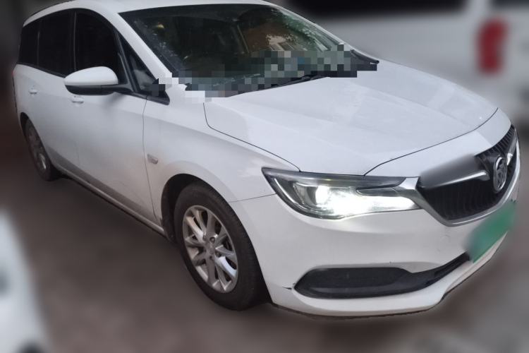 Used Buick GL6 2018 18T 6-Seater Luxury Model Front Right 45 Deg