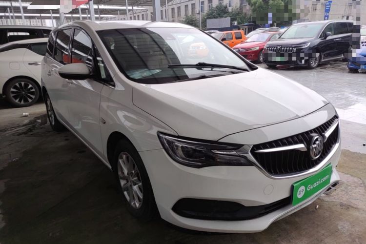 Used Buick GL6 2018 18T 6-Seater Luxury Model Front Right 45 Deg
