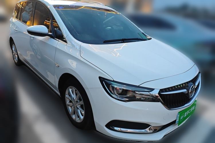 Used Buick GL6 2018 18T 6-Seater Luxury Model Front Right 45 Deg