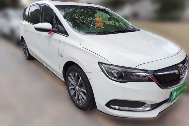 Used Buick GL6 2018 18T 6-Seater Prestige Model Front Right 45 Deg