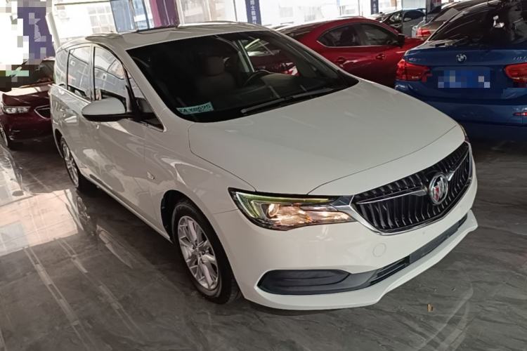 Used Buick GL6 2018 18T 6-Seater Luxury Model Front Right 45 Deg