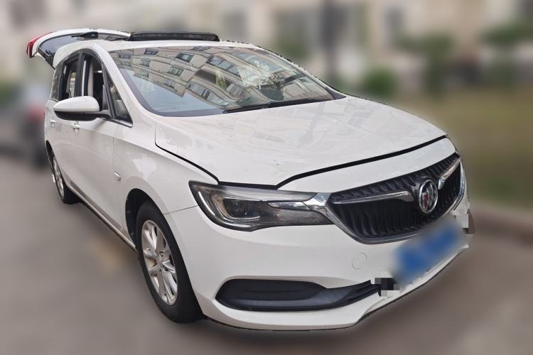 Used Buick GL6 2018 18T 6-Seater Luxury Model Front Right 45 Deg