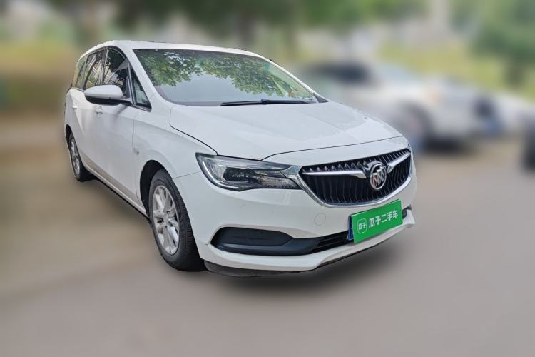 Used Buick GL6 2018 18T 6-Seater Luxury Model Front Right 45 Deg