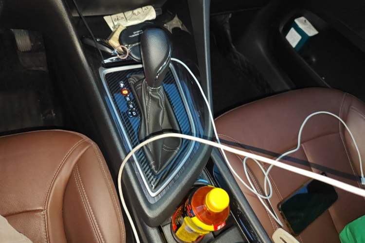 Used Buick GL6 2018 18T 6-Seater Luxury Model Gear Lever