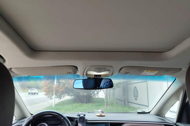 Used Buick GL6 2018 18T 6-Seater Luxury Model Headliner