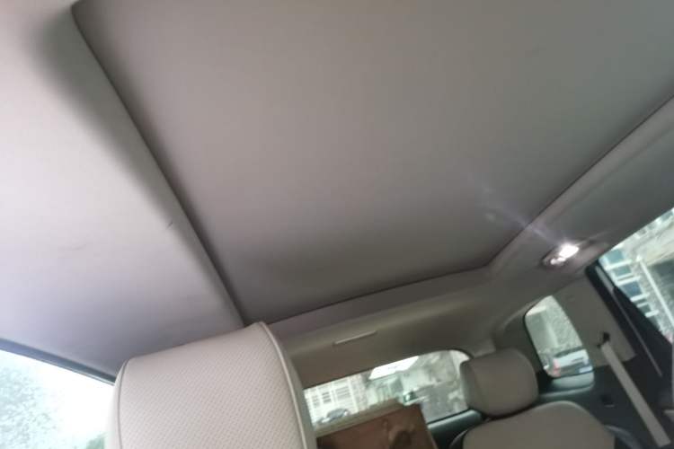 Used Buick GL6 2018 18T 6-Seater Elite Model Headliner