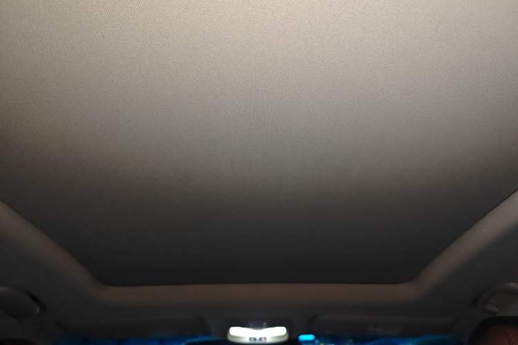 Used Buick GL6 2018 18T 6-Seater Luxury Model Headliner