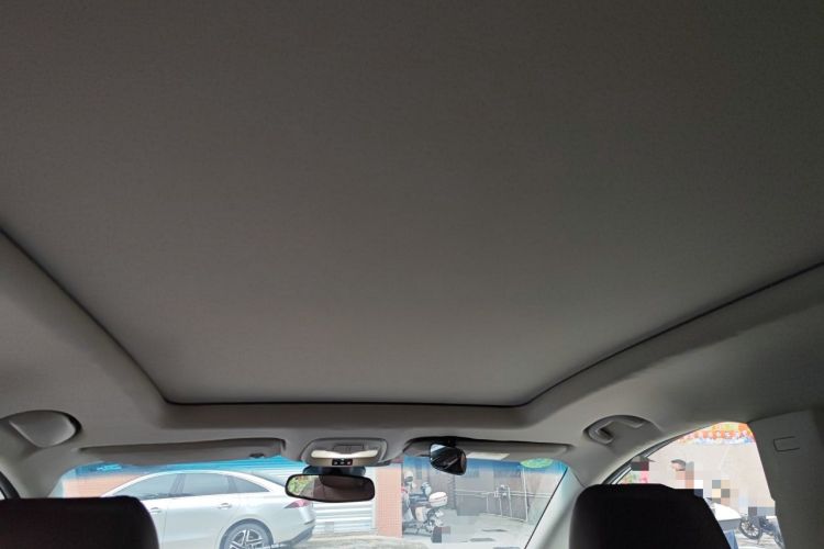 Used Buick GL6 2018 18T 6-Seater Prestige Model Headliner