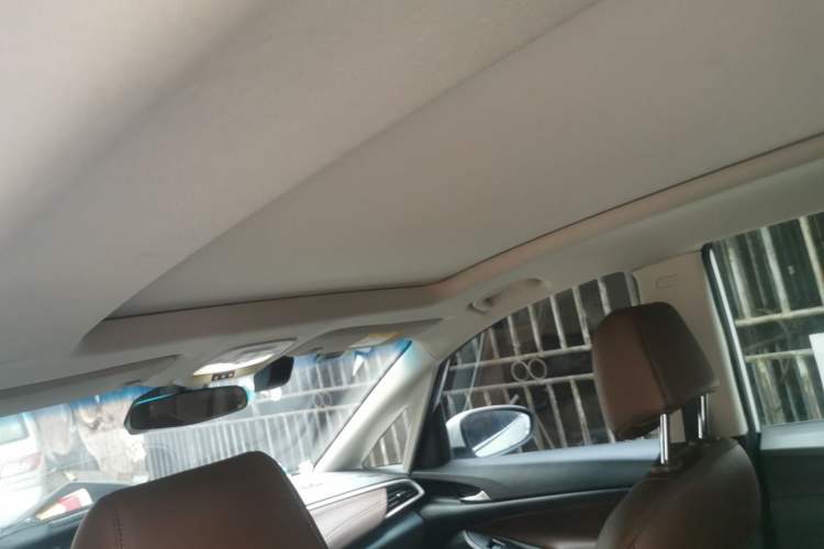 Used Buick GL6 2018 18T 6-Seater Luxury Model Headliner