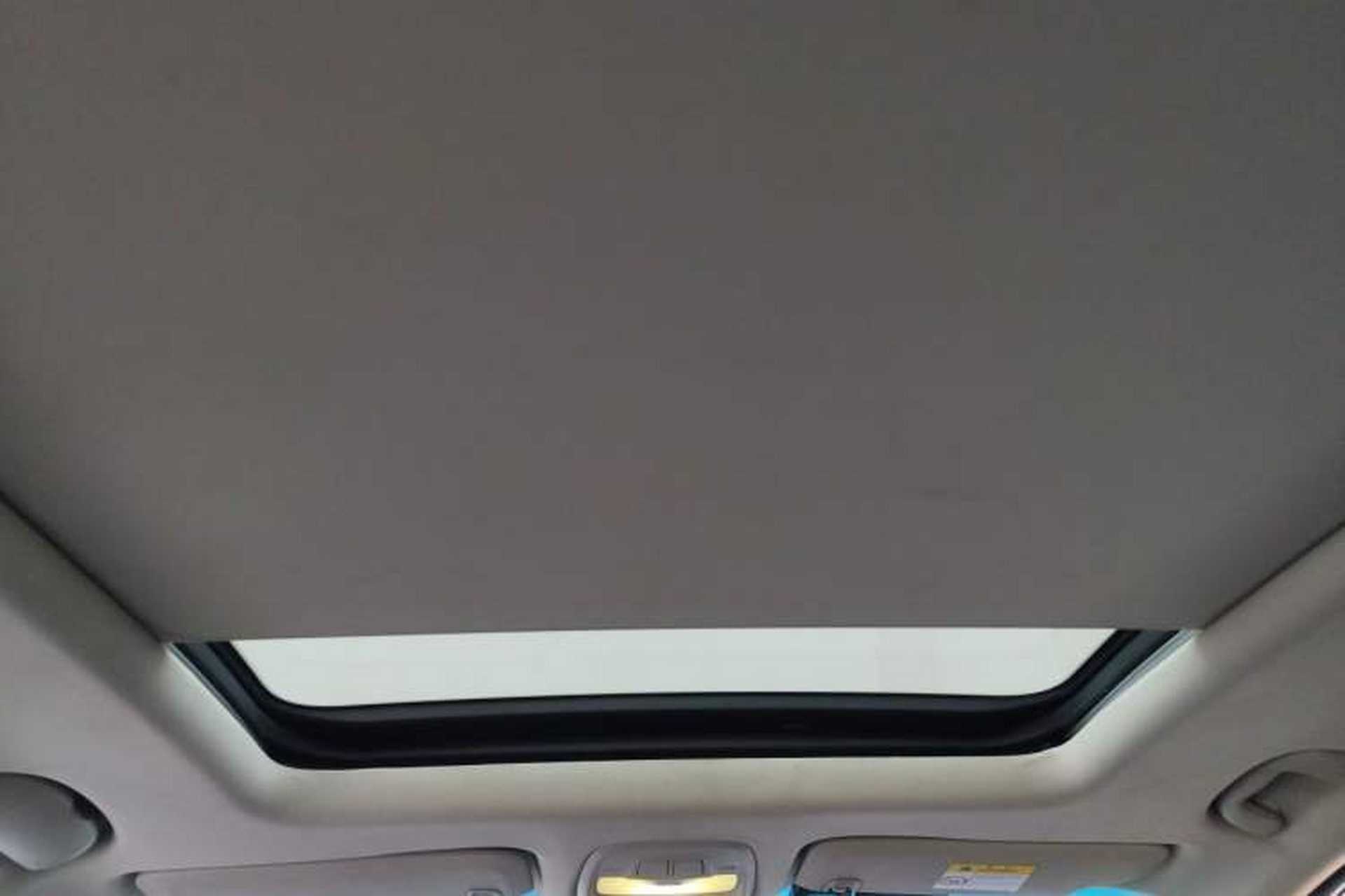 Used Buick GL6 2018 18T 6-Seater Luxury Model Headliner