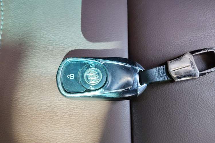 Used Buick GL6 2018 18T 6-Seater Luxury Model Interior 1