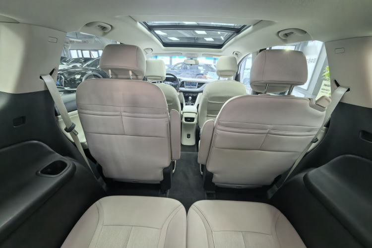 Used Buick GL6 2018 18T 6-Seater Elite Model Interior 4