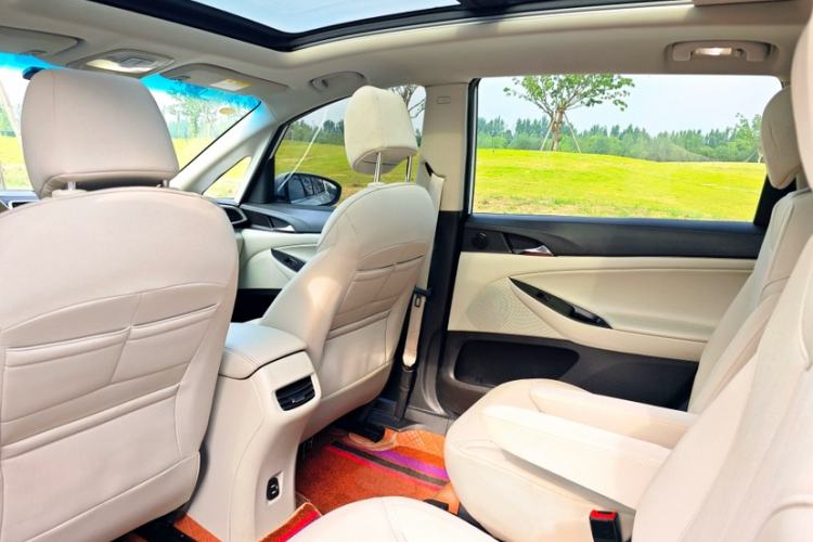 Used Buick GL6 2018 18T 6-Seater Elite Model Interior 5