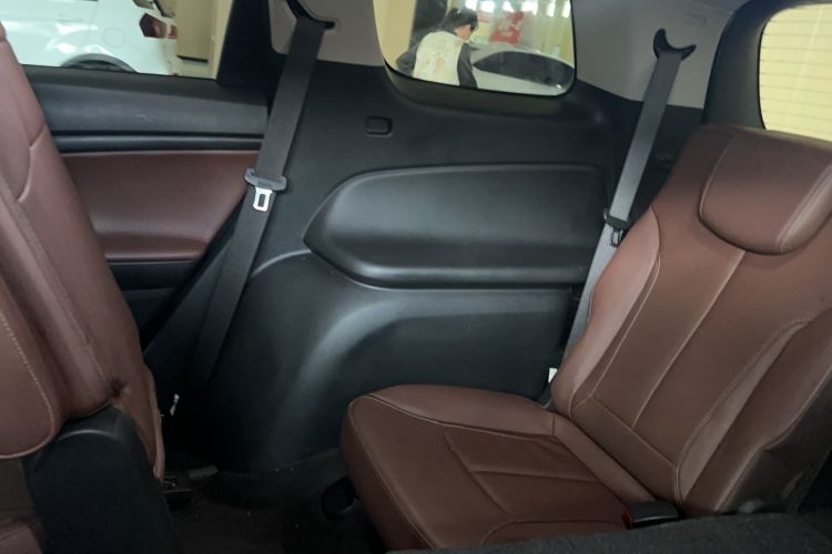Used Buick GL6 2018 18T 6-Seater Prestige Model Interior 9