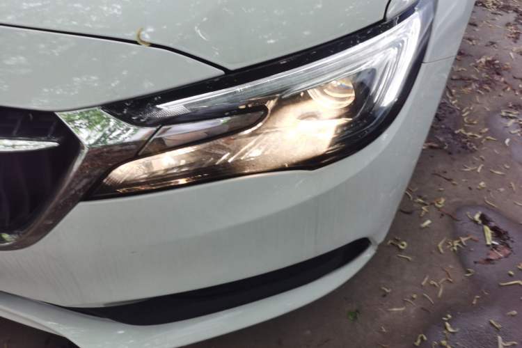 Used Buick GL6 2018 18T 6-Seater Elite Model Left Front Headlight