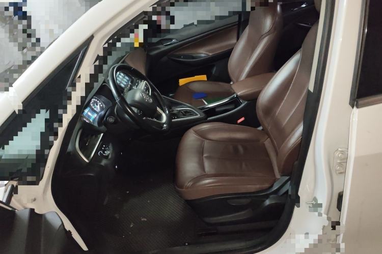 Used Buick GL6 2018 18T 6-Seater Luxury Model Left Front Seat