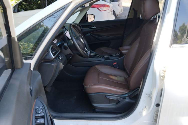 Used Buick GL6 2018 18T 6-Seater Luxury Model Left Front Seat