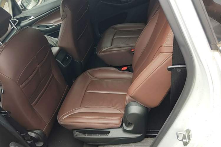 Used Buick GL6 2018 18T 6-Seater Prestige Model Left Rear Seat