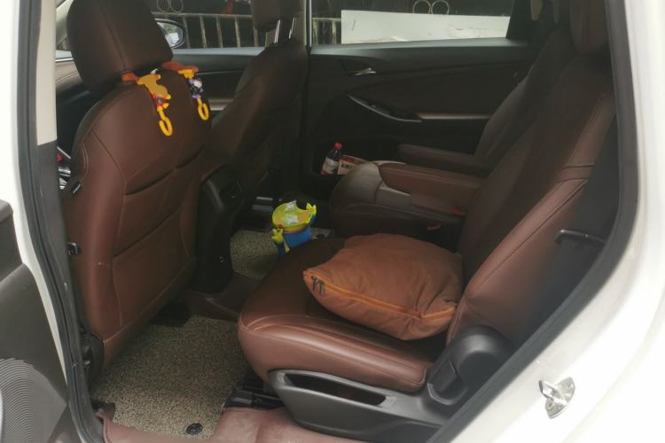 Used Buick GL6 2018 18T 6-Seater Luxury Model Left Rear Seat